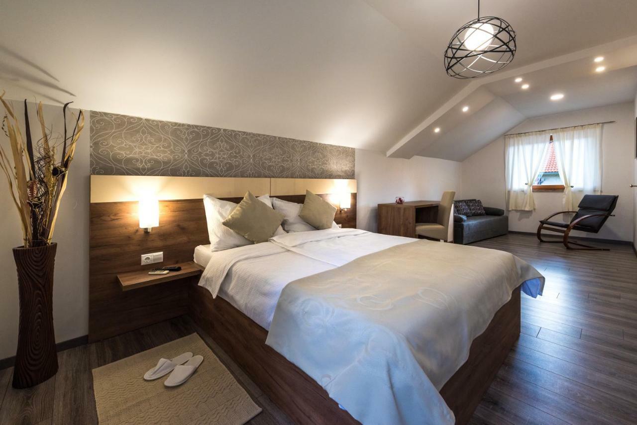 Guest House Vana كورينيتسا المظهر الخارجي الصورة