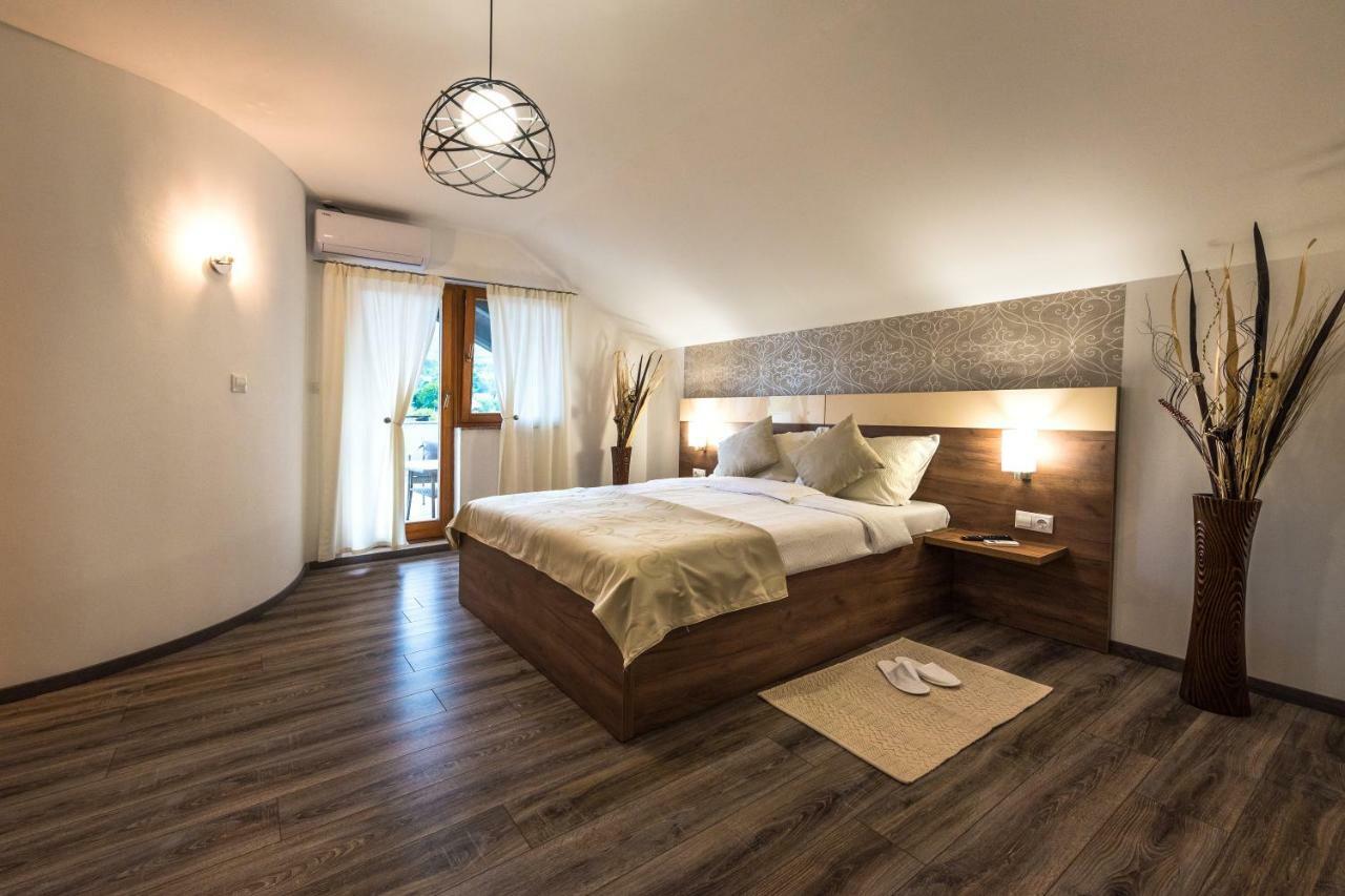 Guest House Vana كورينيتسا المظهر الخارجي الصورة